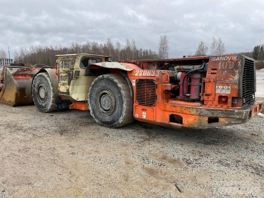 Sandvik LH 514 Підземні навантажувачі