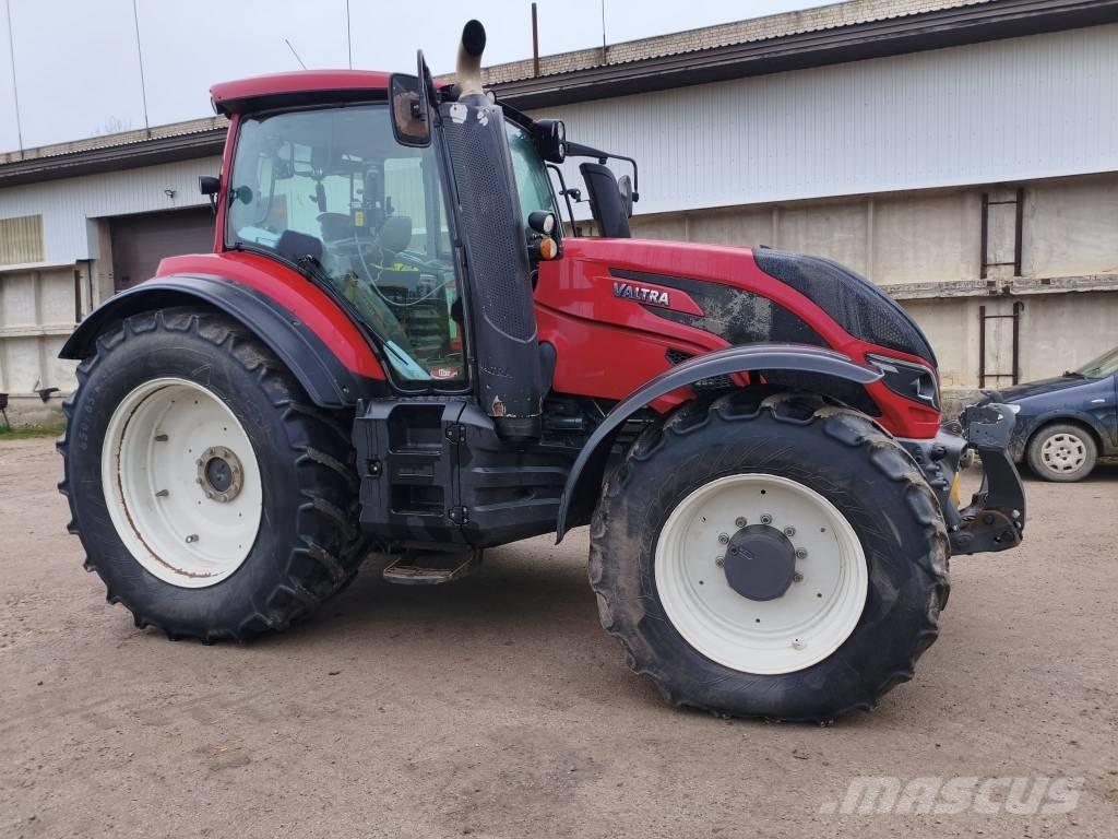 Valtra T 234 V Трактори
