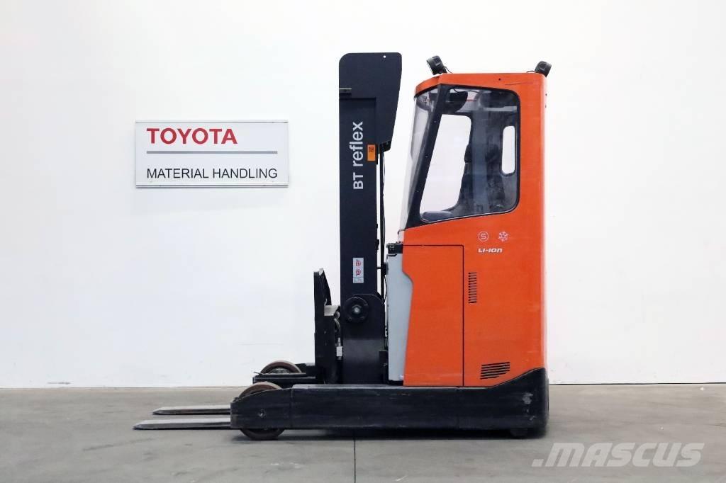 Toyota RRE200HECC Річ-трак із високим підйомом