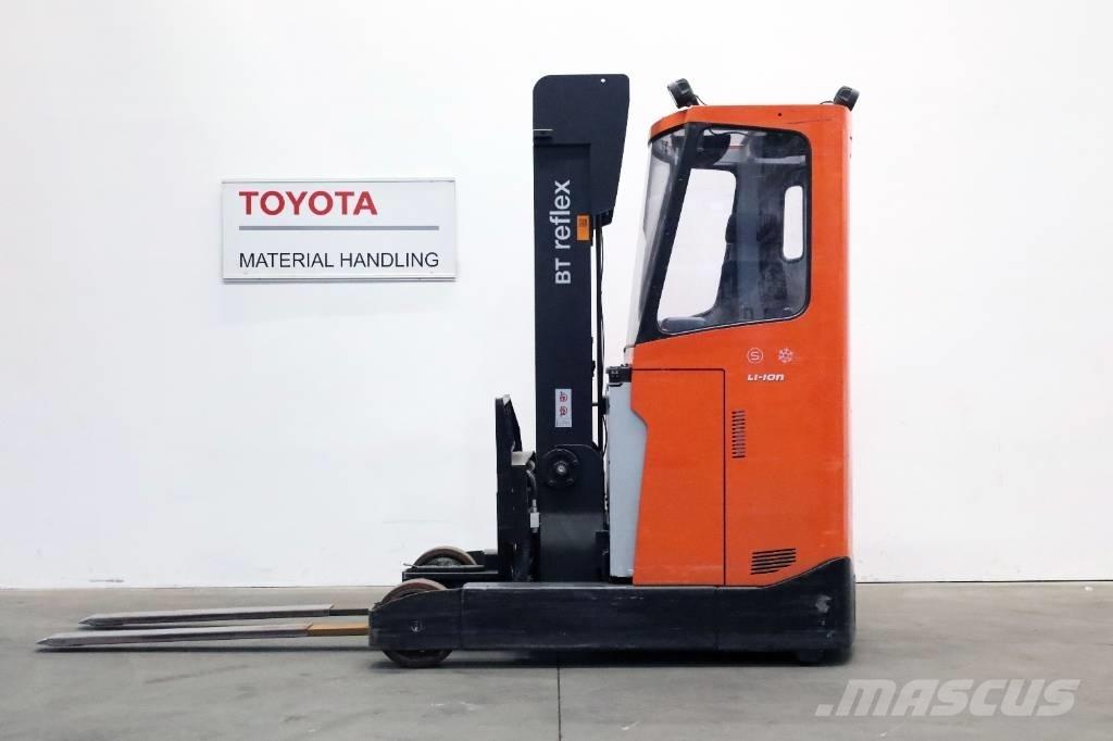 Toyota RRE200HECC Річ-трак із високим підйомом