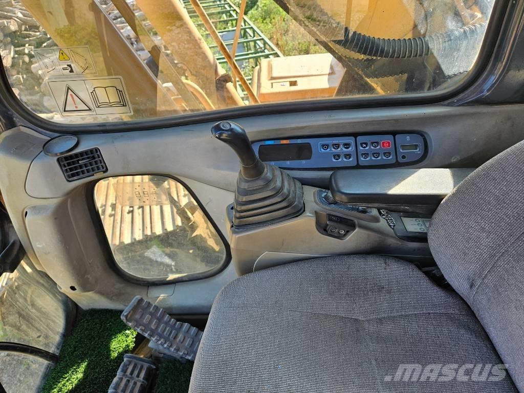 CASE CX 210 C Гусеничні екскаватори