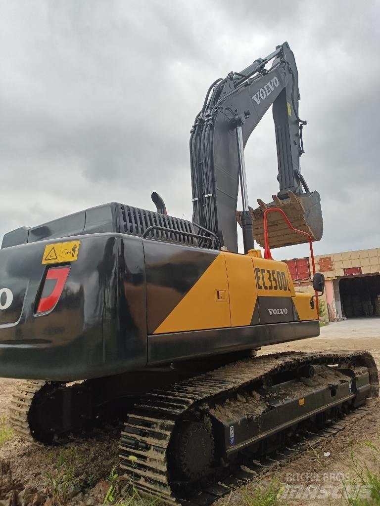 Volvo EC350DL Гусеничні екскаватори