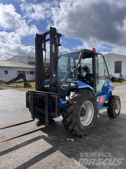 Manitou MC30-4W Навантажувачі підвищеної прохідності