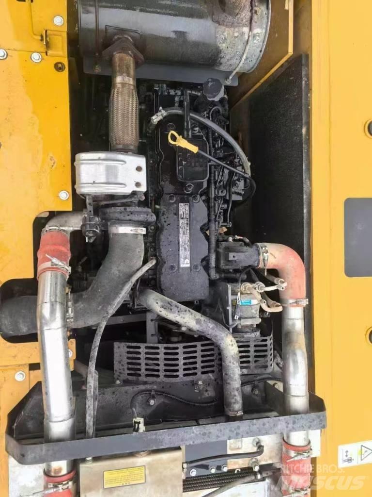 XCMG XE 200 DA Гусеничні екскаватори