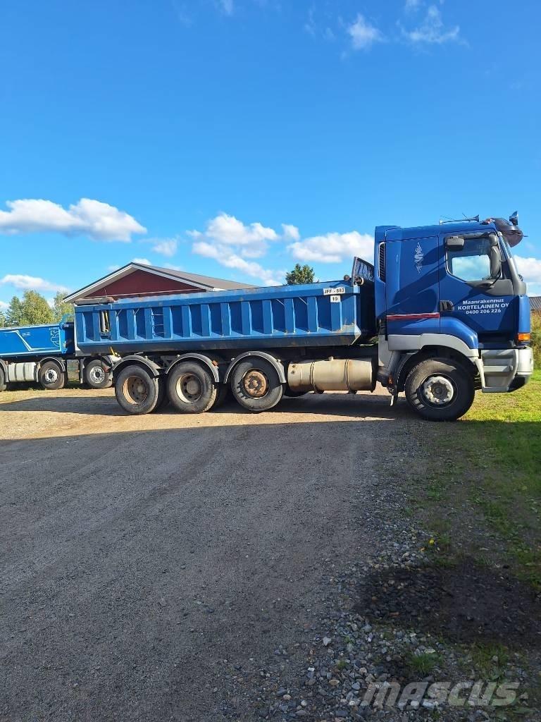 Sisu E12 Самоскиди
