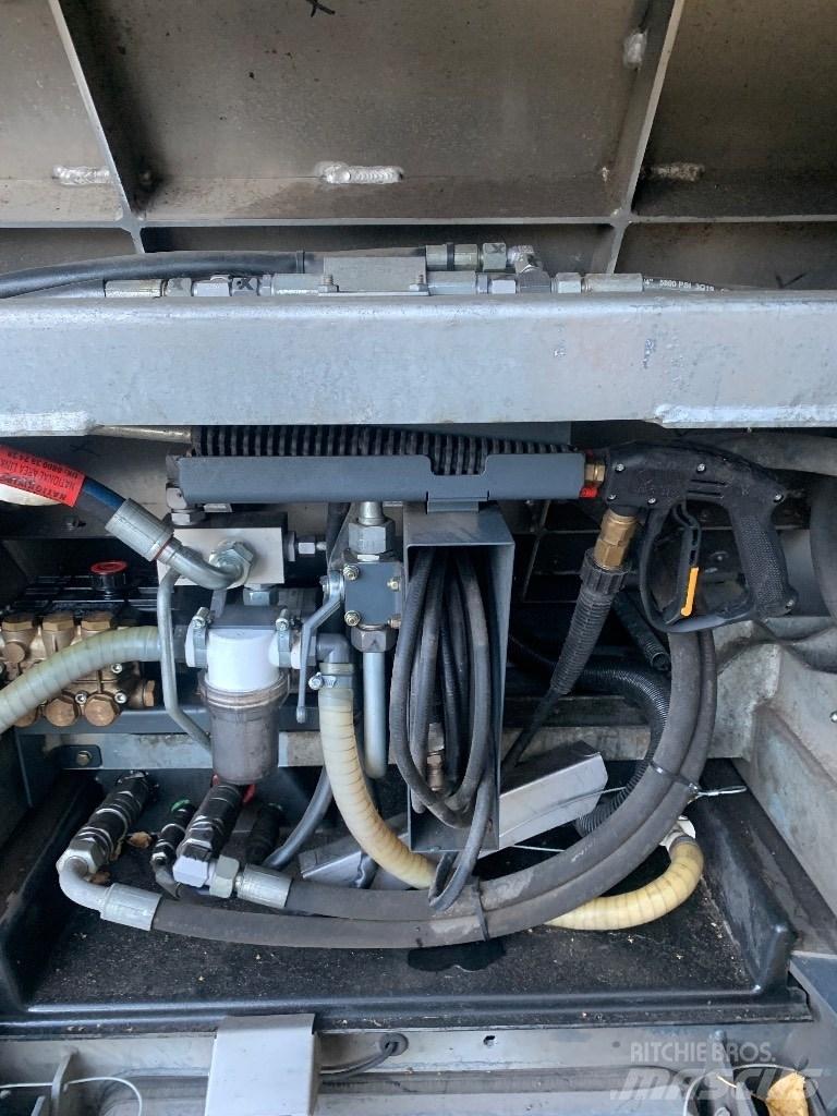 Hako 1600 1600 Різцетримачі для комунальних служб