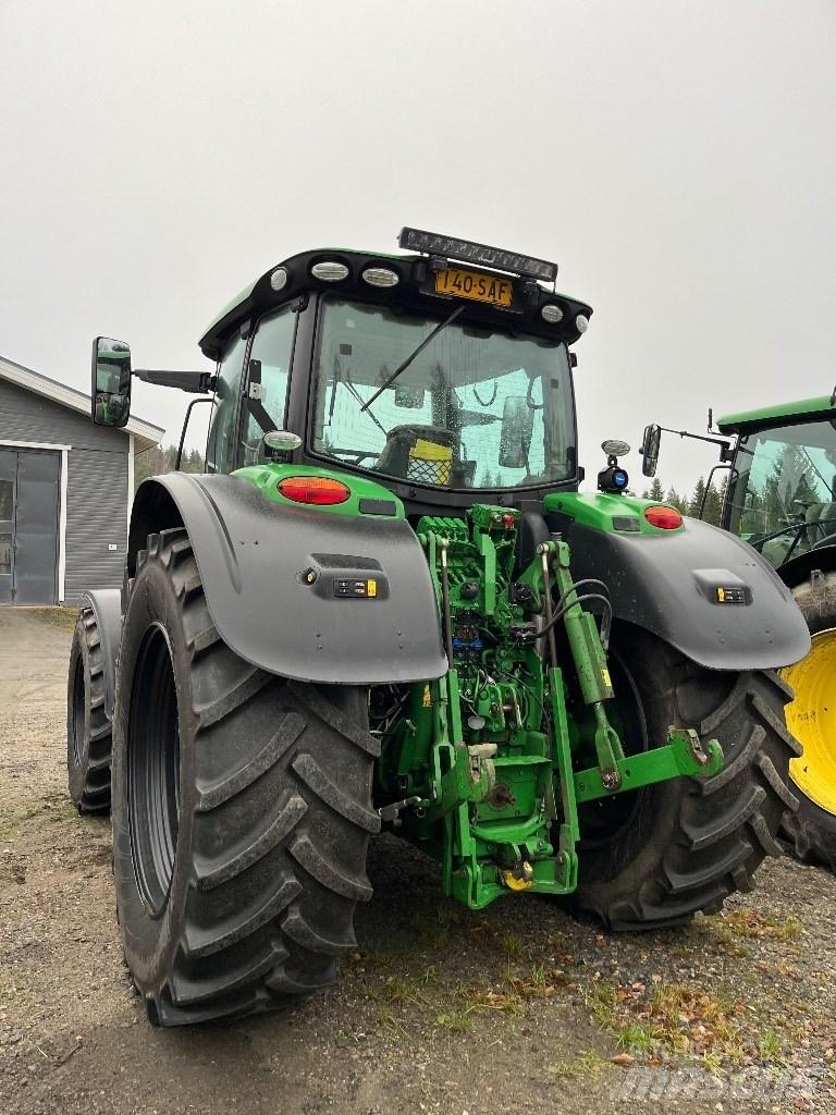 John Deere 6175 R Трактори