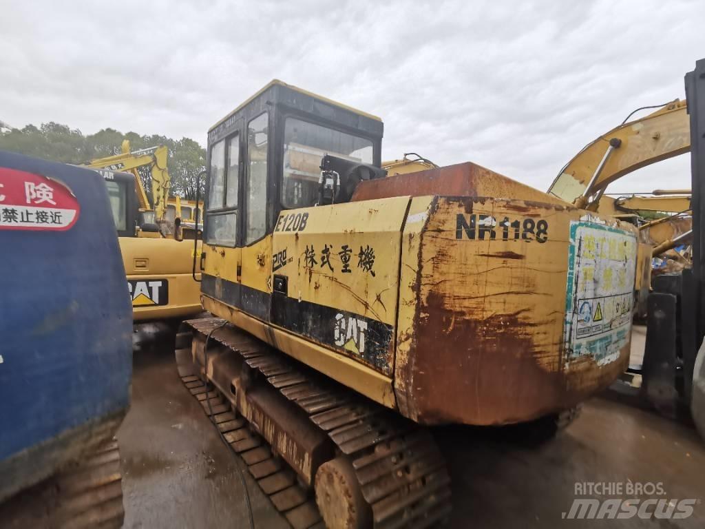 CAT E120B Гусеничні екскаватори