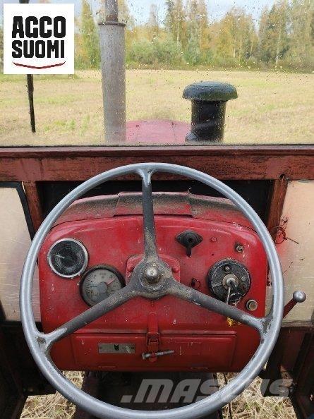 Valmet 565 Трактори
