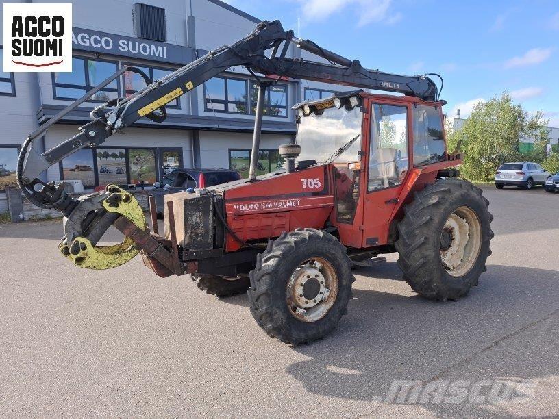 Valmet 705 Трактори