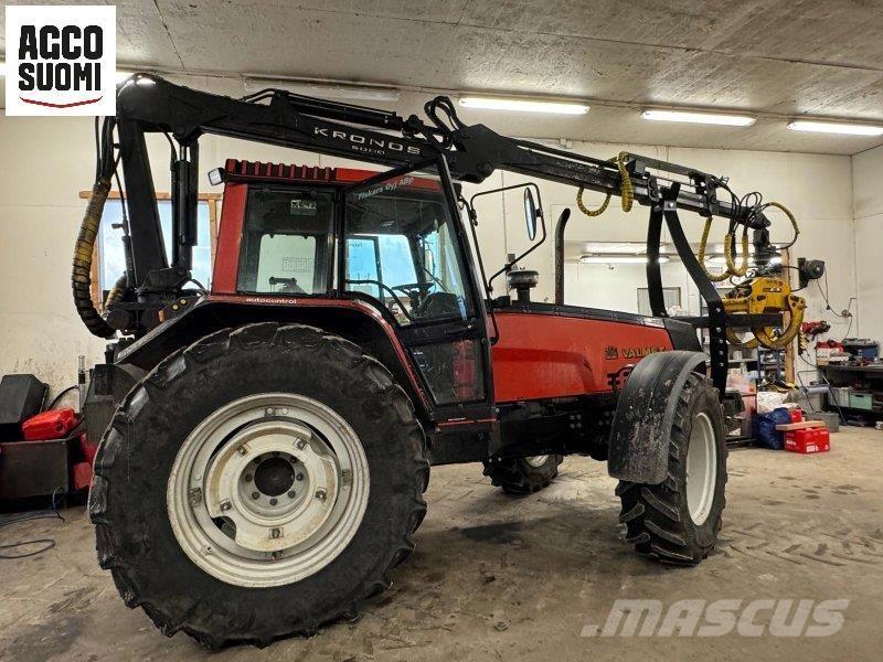 Valmet 8400 Трактори