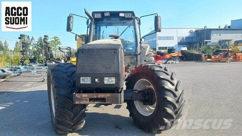 Valmet 8550 MEGA Трактори