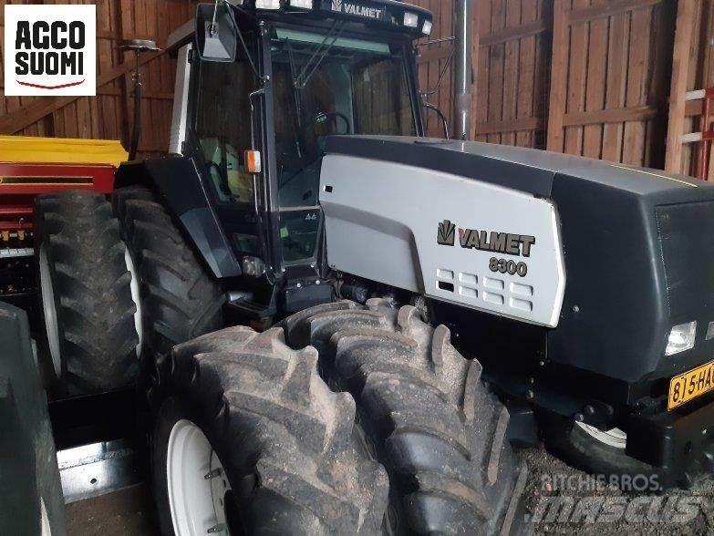 Valtra 8300 Трактори