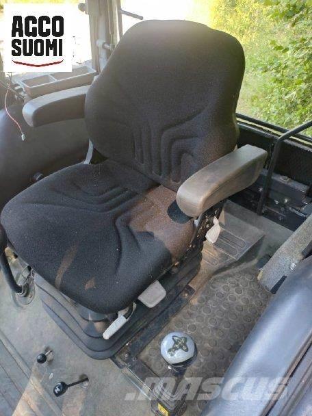 Valtra 900 Трактори