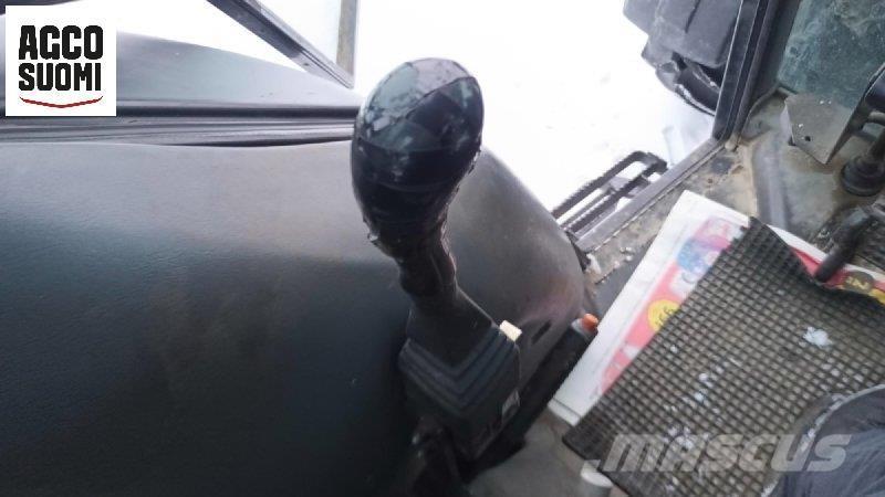 Valtra A92 Трактори