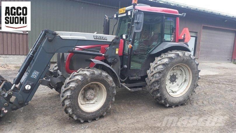 Valtra A93 Трактори