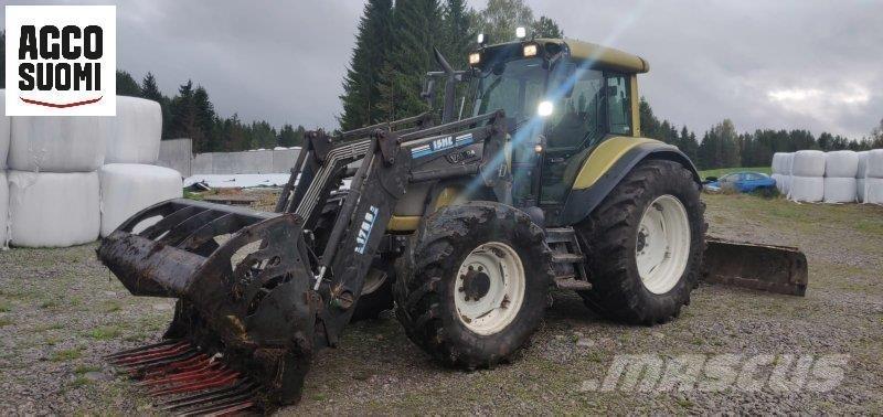 Valtra C120 Трактори