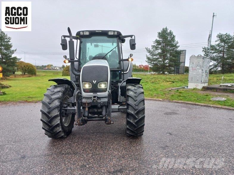 Valtra N141 A Трактори
