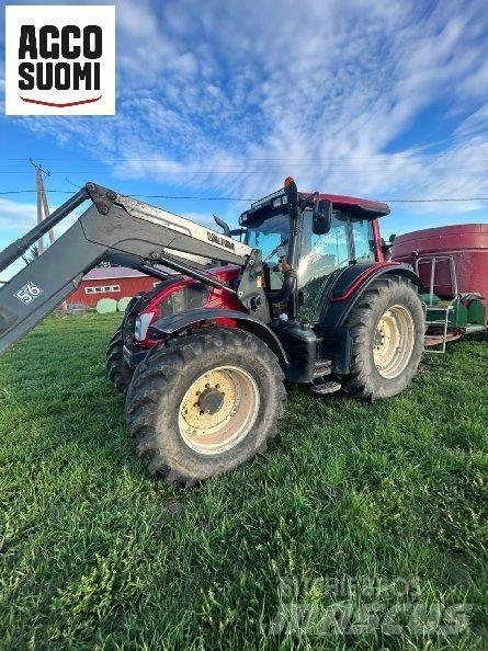 Valtra N143 HT Трактори