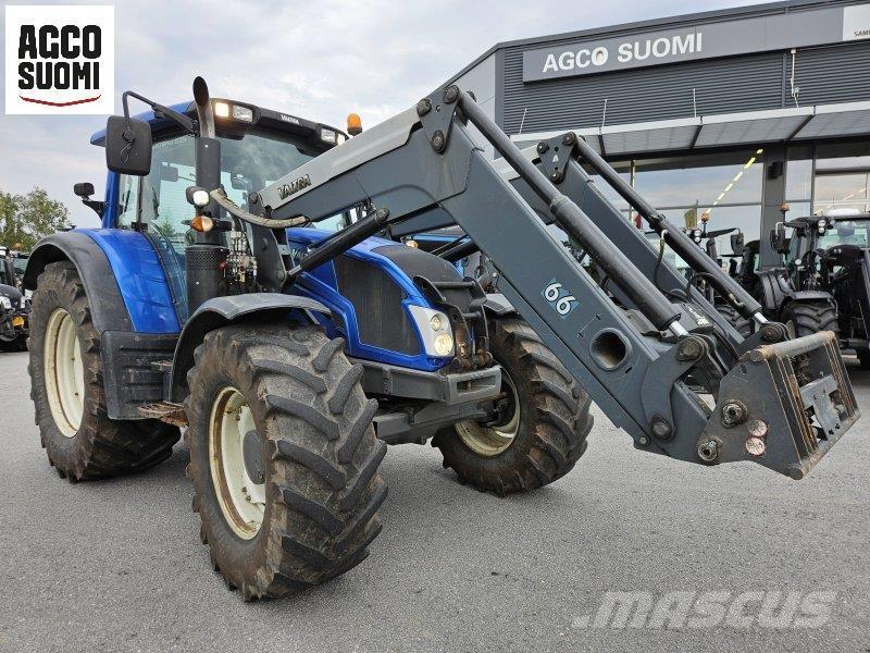 Valtra N163 D Трактори