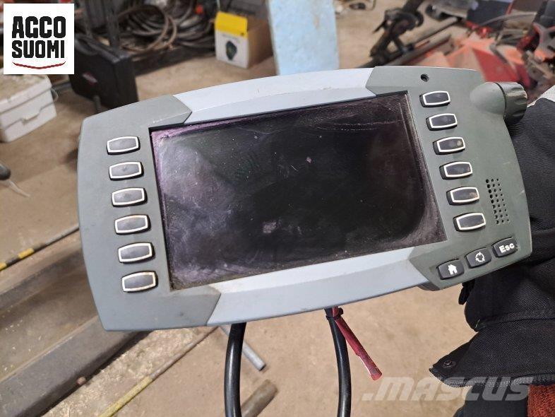 Valtra S353 Трактори