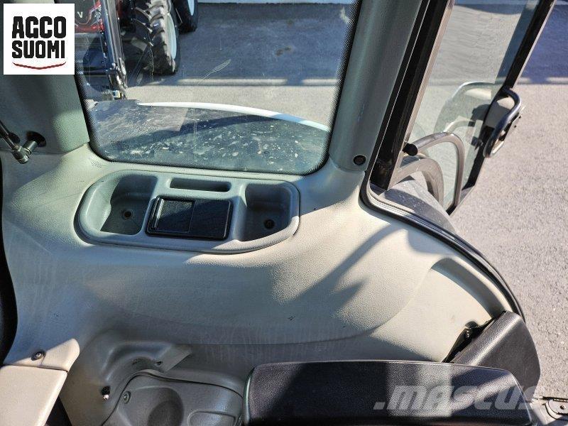 Valtra T151 EH Трактори