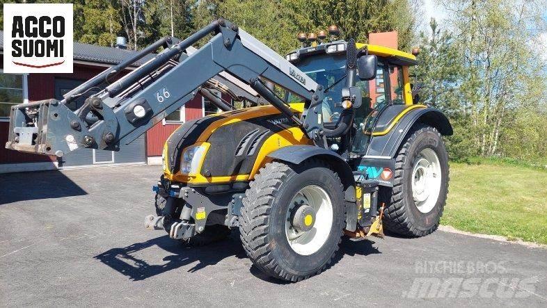 Valtra T153 H Трактори
