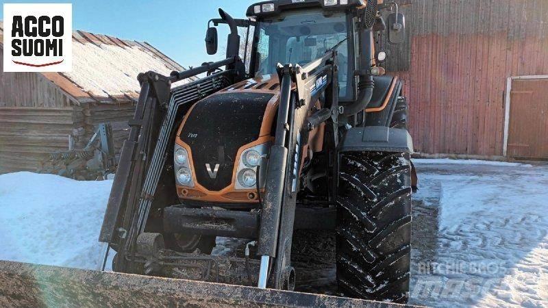 Valtra T173 H Трактори