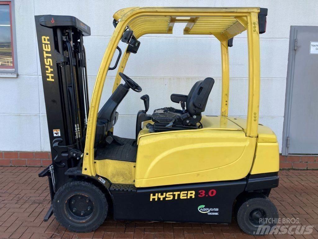 Hyster J 3.0 XN Електронавантажувачі