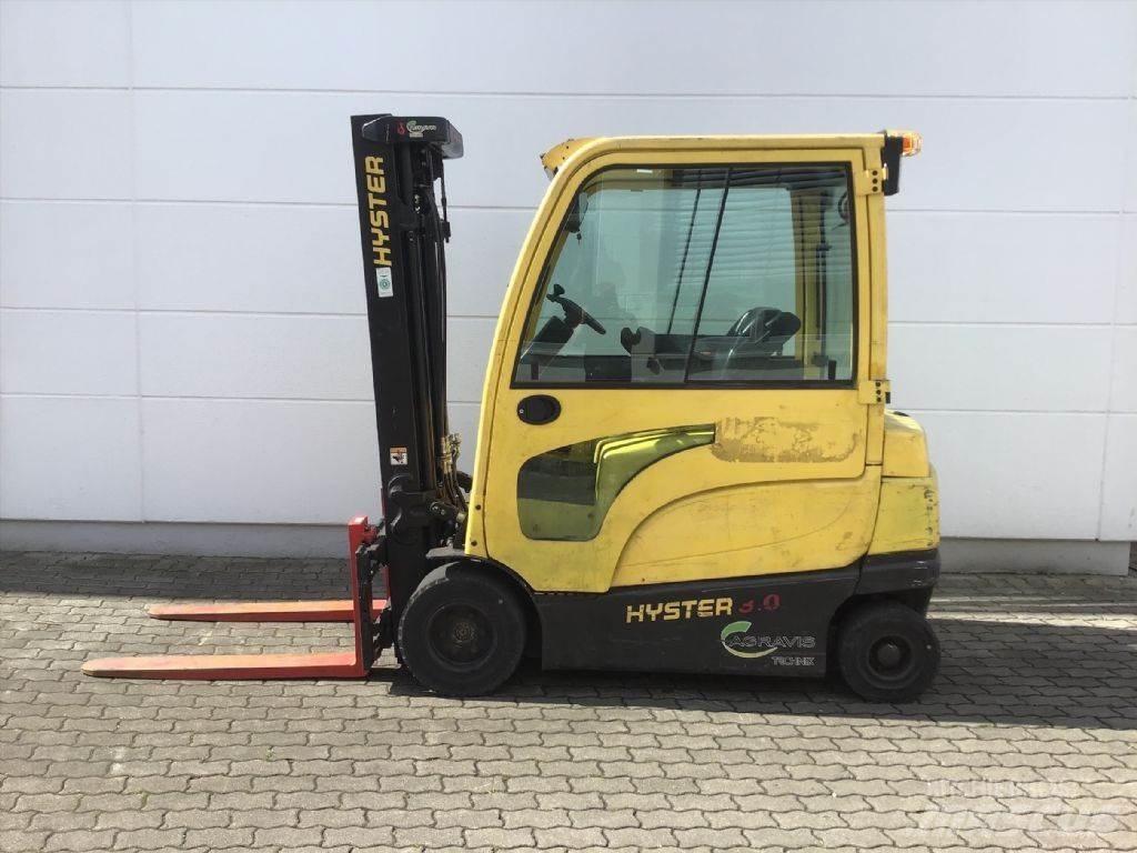 Hyster J 3.0 XN Електронавантажувачі