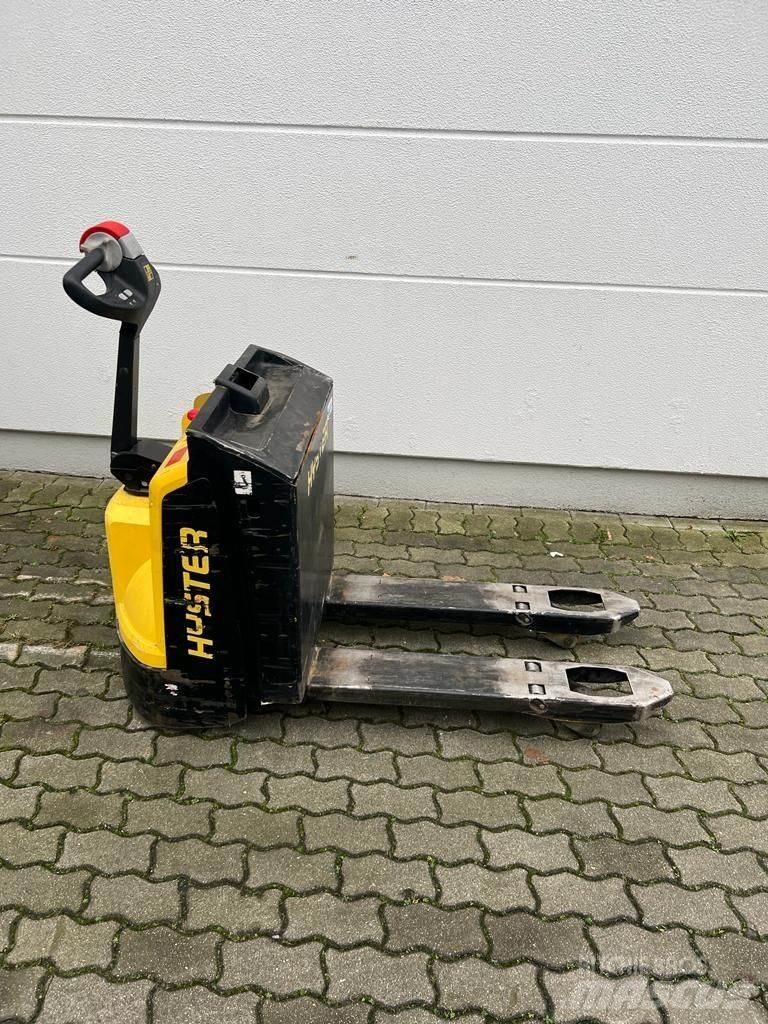 Hyster P 2.0 Штабелери