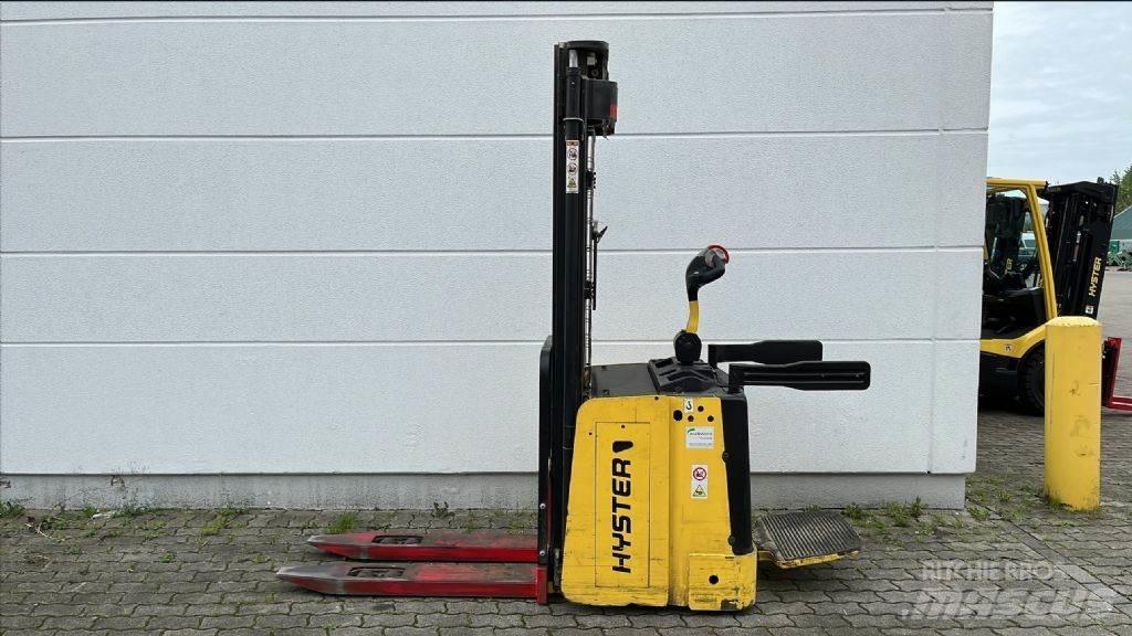 Hyster S1.5S Ручний візок