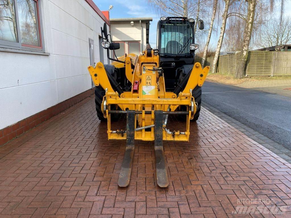 JCB 540-140 Hi Viz Телескопічні навантажувачі