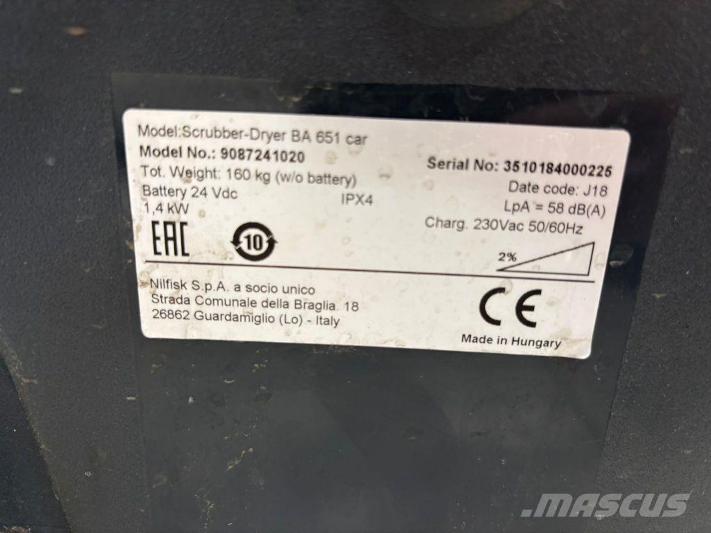 Nilfisk BA 651 Підмітальні машини
