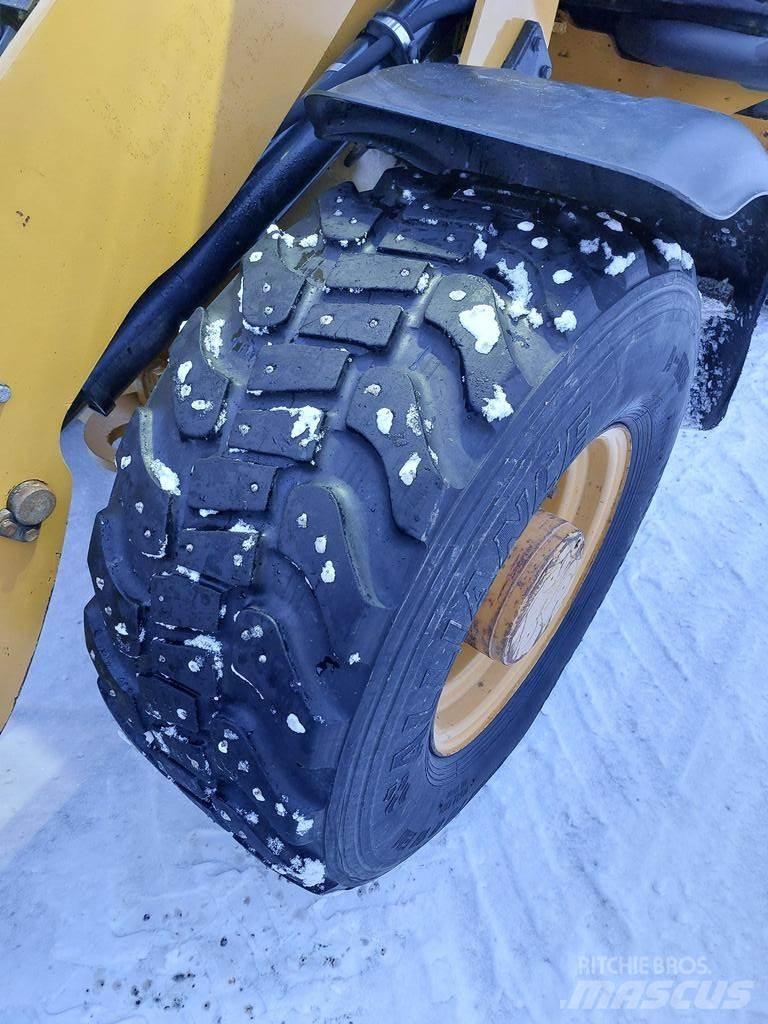 CAT 906H Сільгосптехніка - Інші