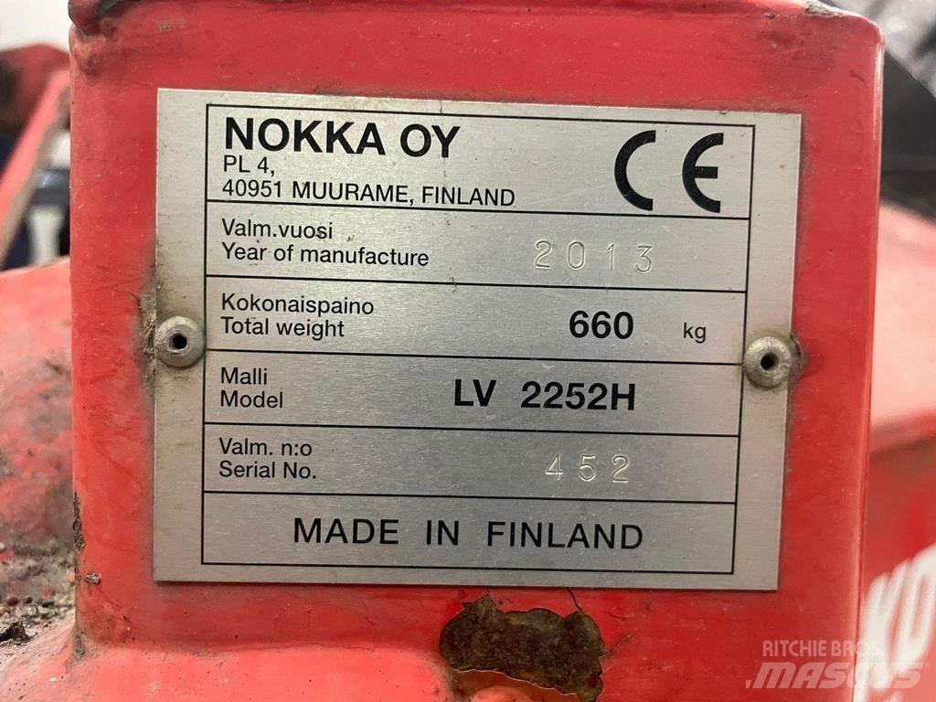 Esko 2252H Снігомітли