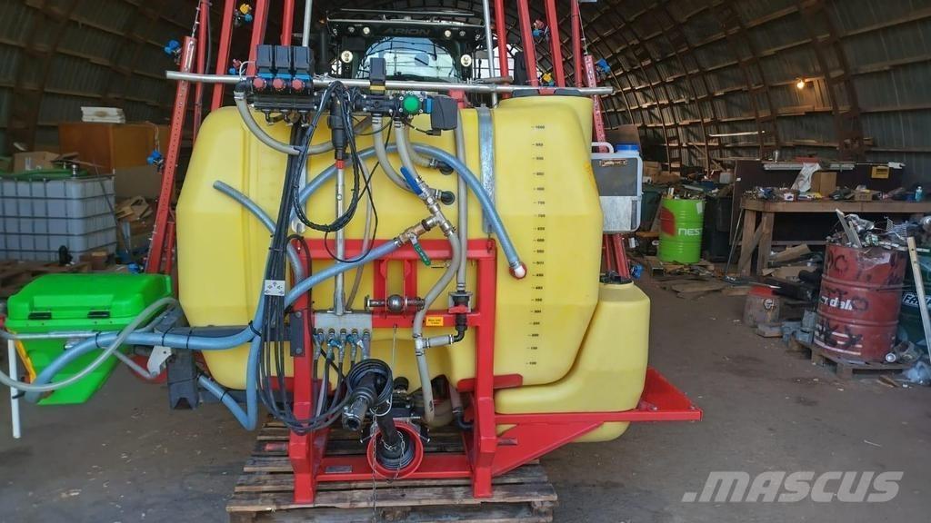 Kasi 1000 Самохідні обприскувачі