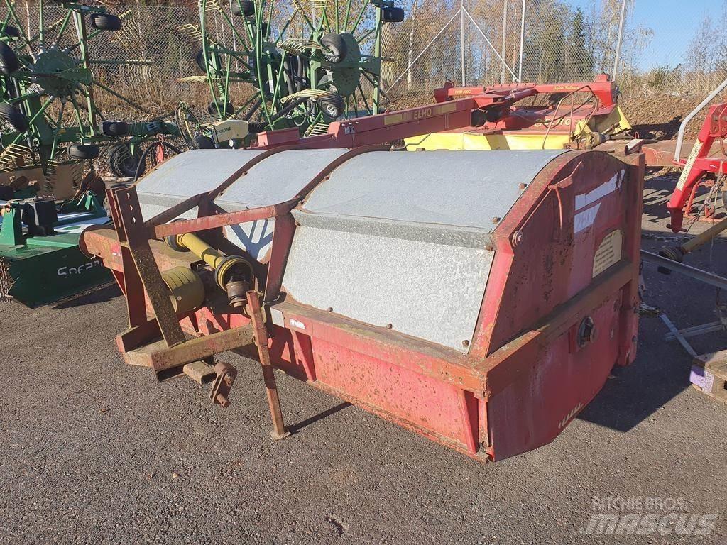 Nokka 280 Граблі і сінозворушувачі