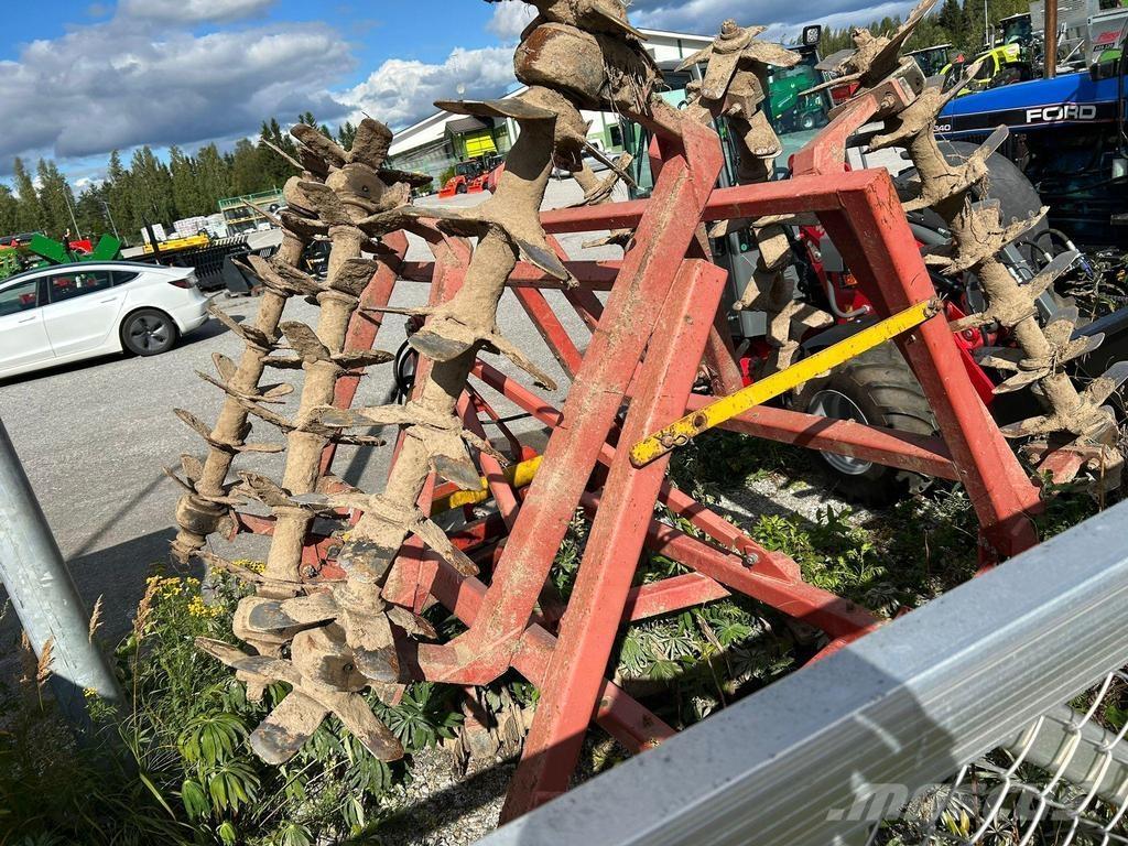 Tempo 4 Борони