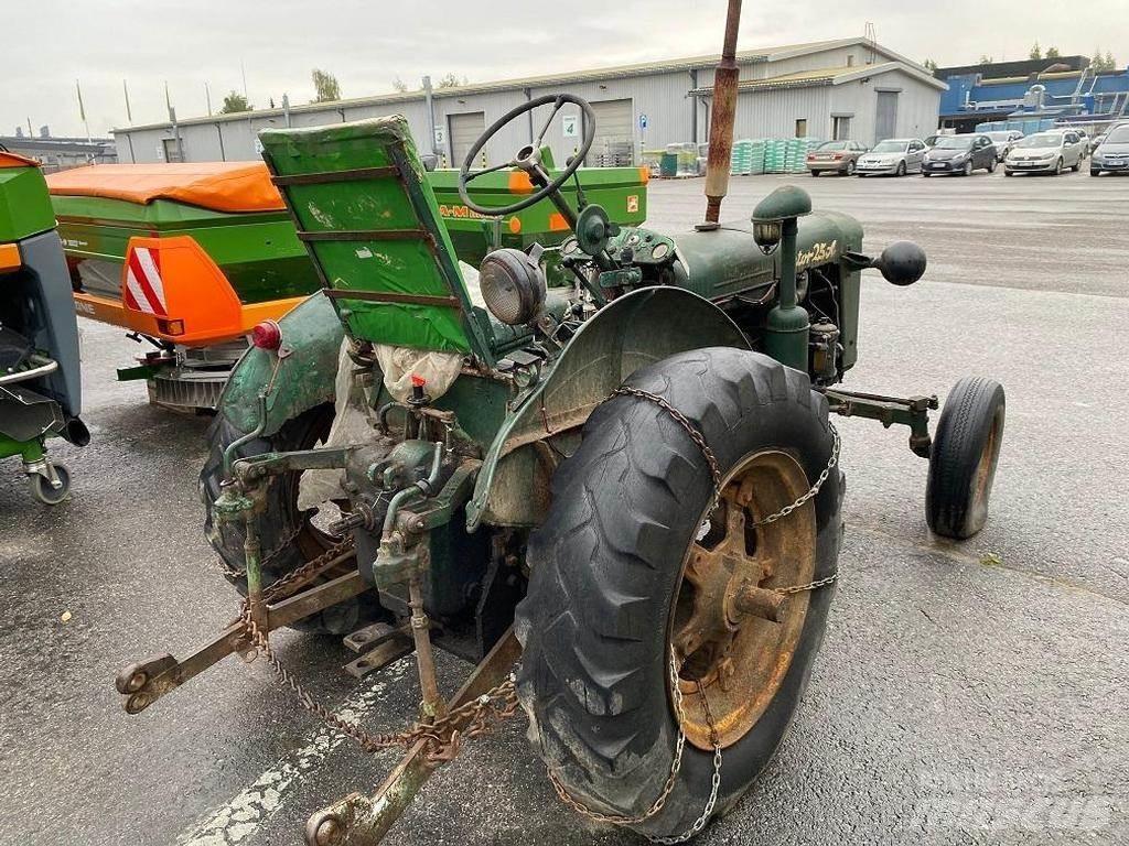 Zetor A25 Трактори