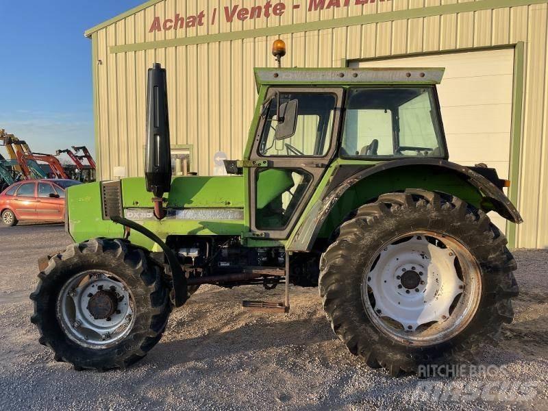 Deutz DX85 Трактори