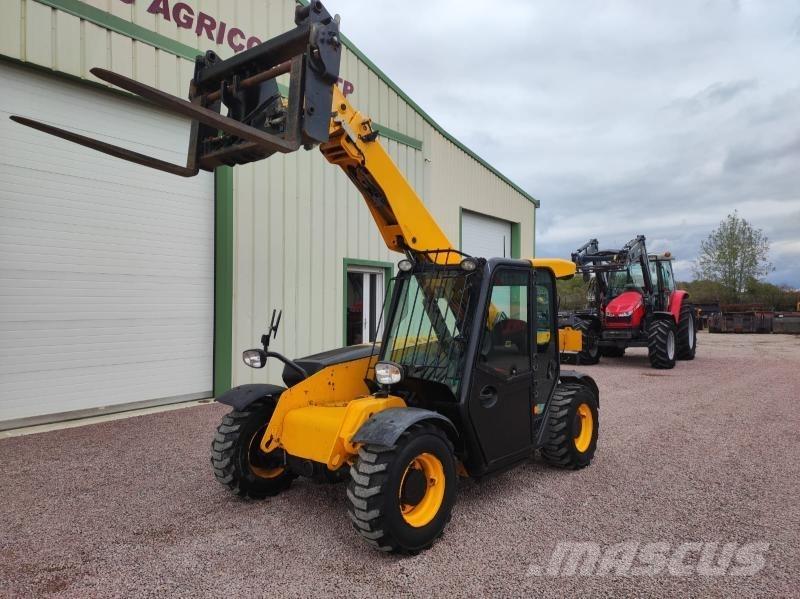 JCB 525-60 Телескопічні навантажувачі