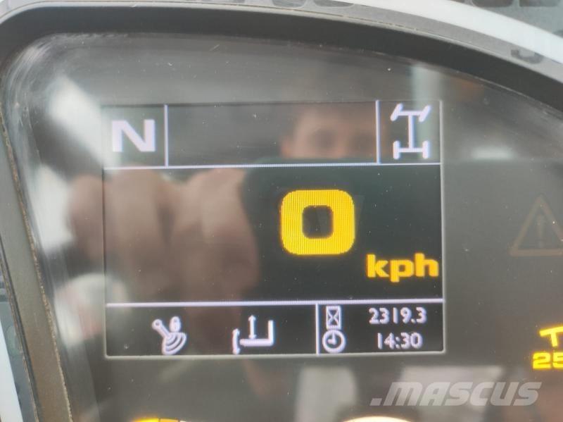JCB 525-60 Телескопічні навантажувачі