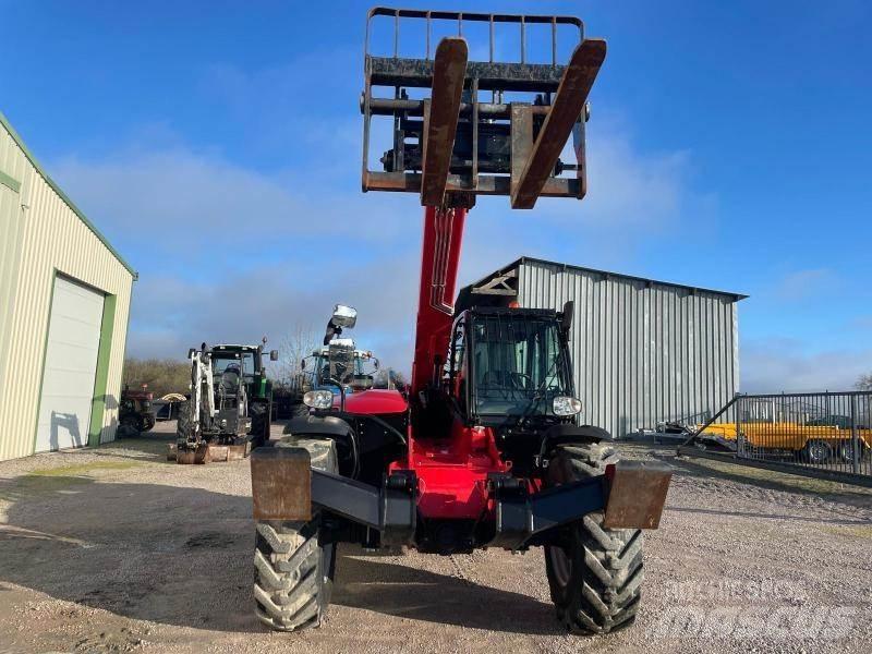 Manitou MT1033 Телескопічні навантажувачі