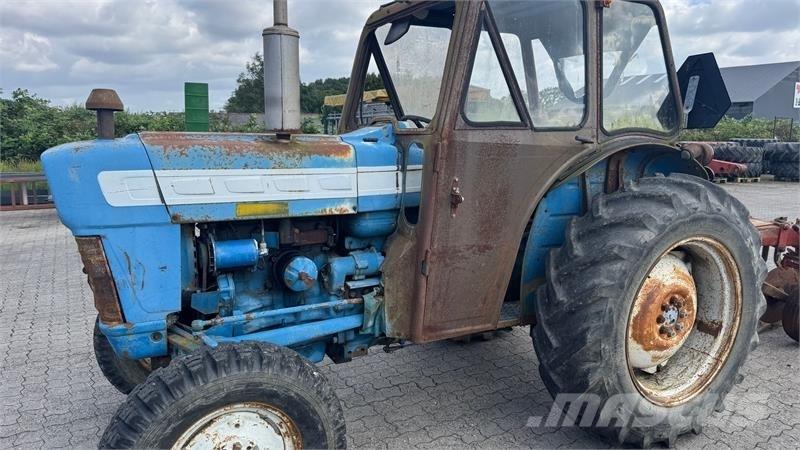 Ford 3000 Трактори