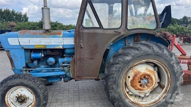 Ford 3000 Трактори