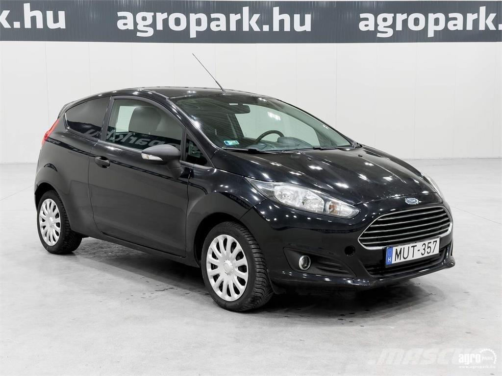 Ford Fiesta Автомобілі