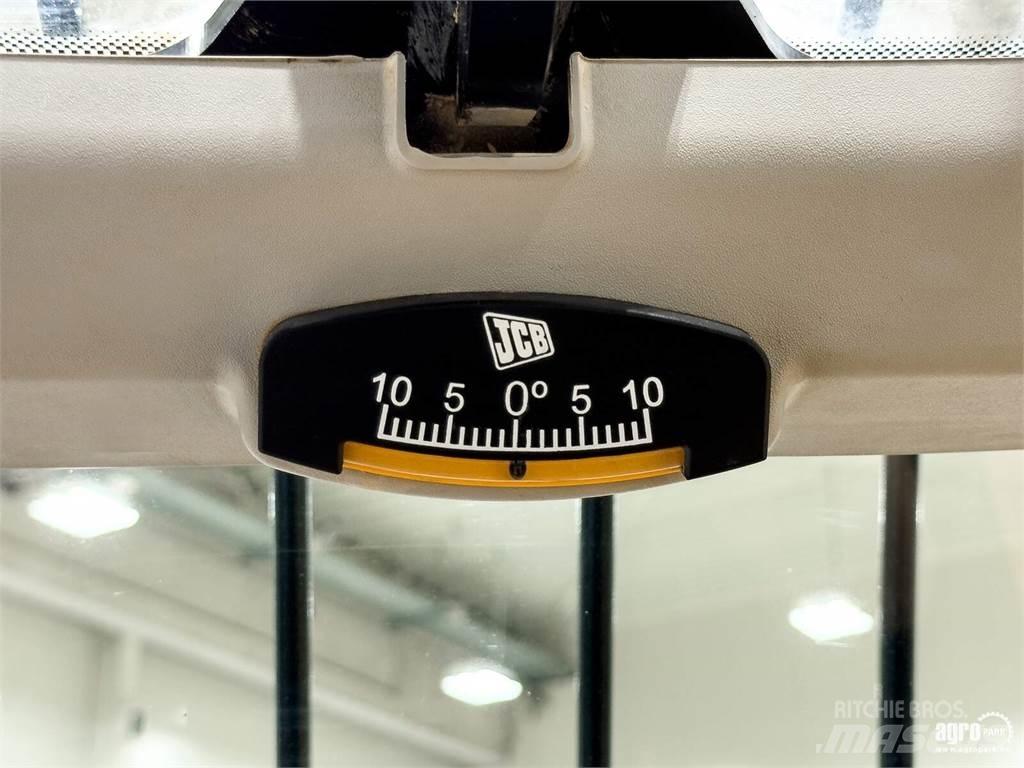 JCB 540-140 Sway Телескопічний навантажувач