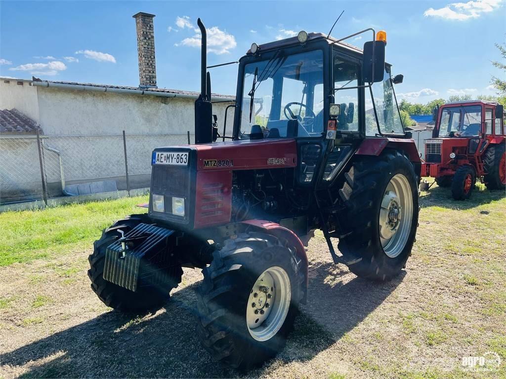 MTZ 820.1 Трактори