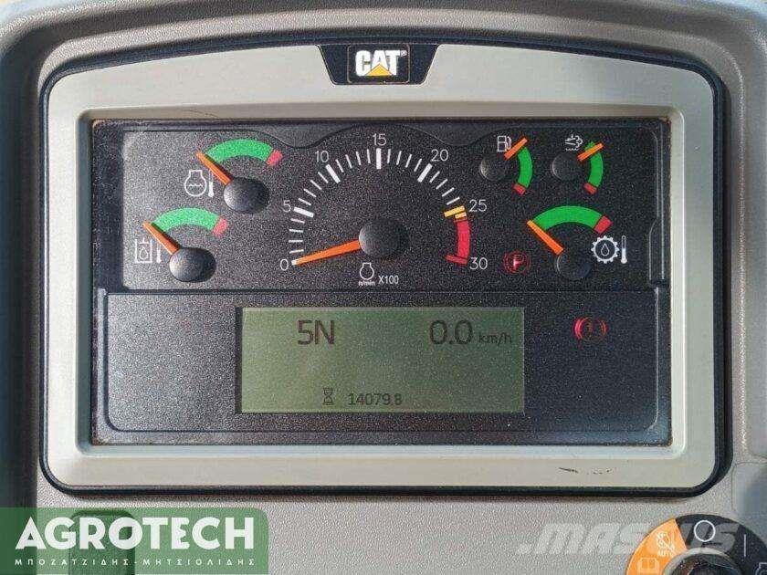 CAT 962M Трактори